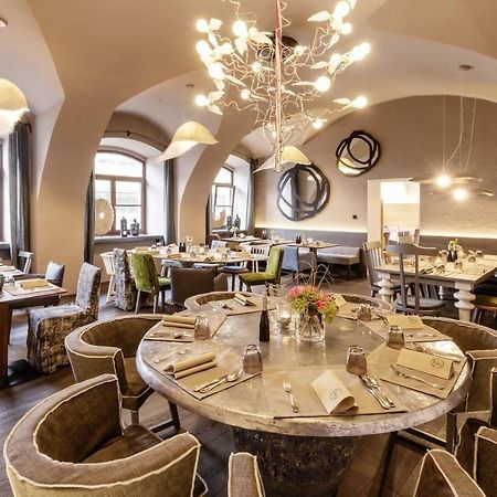 Hotel Gasthof Fischer Мархтренк Екстер'єр фото