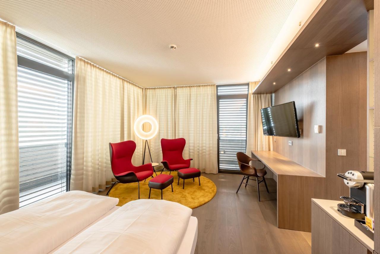 Hotel Gasthof Fischer Мархтренк Екстер'єр фото