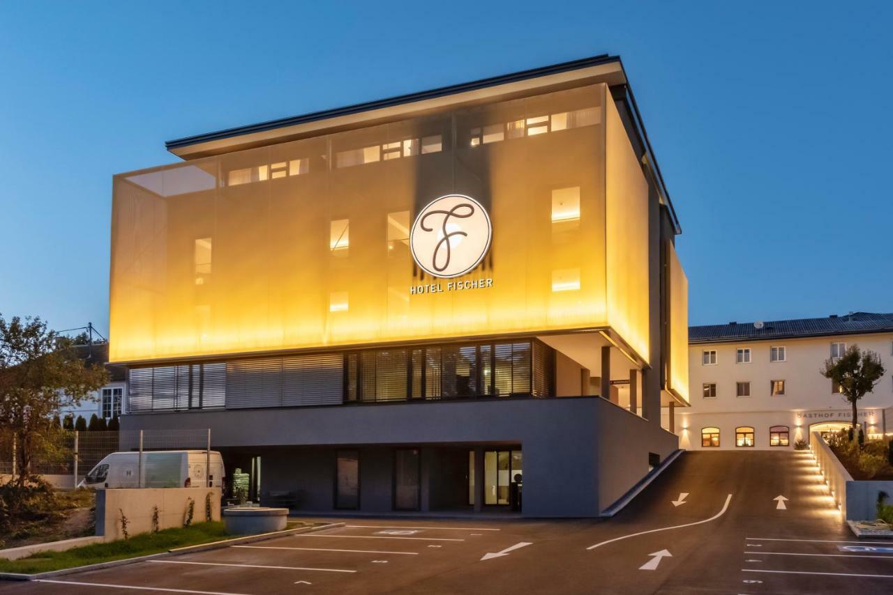 Hotel Gasthof Fischer Мархтренк Екстер'єр фото